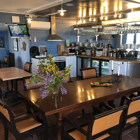 Casablanca Hostel, Hyggelig Anholt