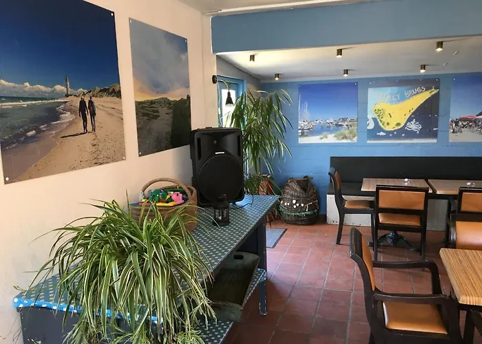 Casablanca Hostel, Hyggelig 旅馆 Anholt